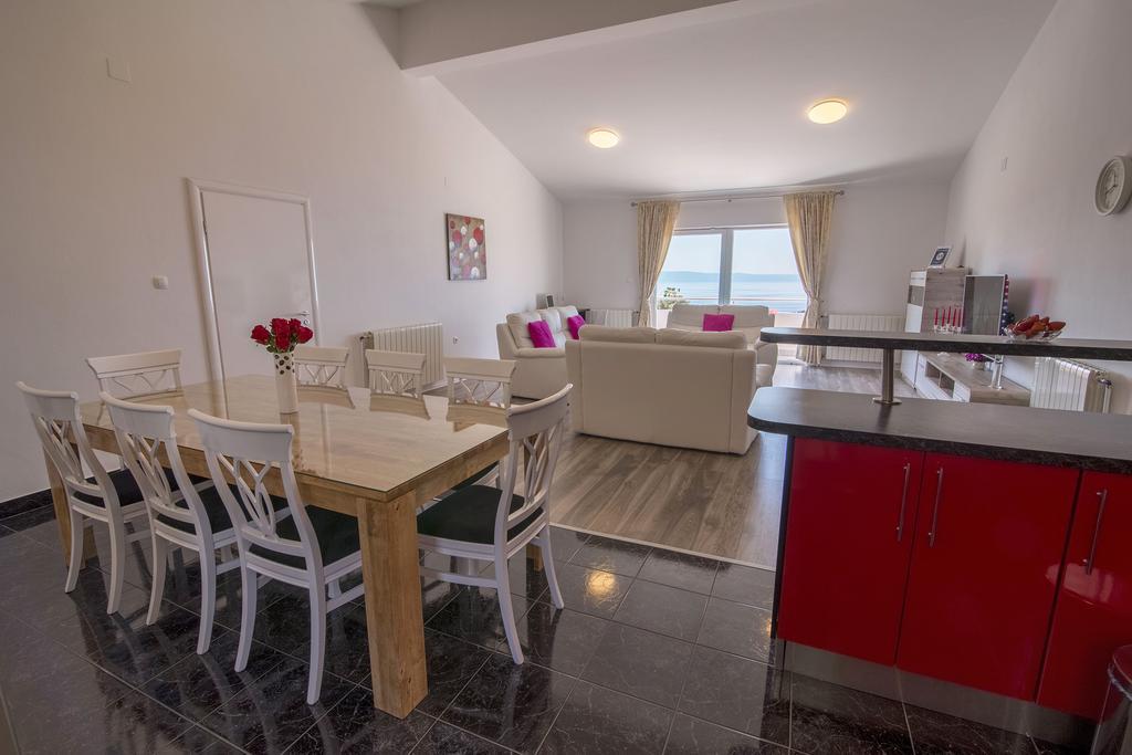 Villa Petra Apartment With Private Pool Makarska Exterior foto